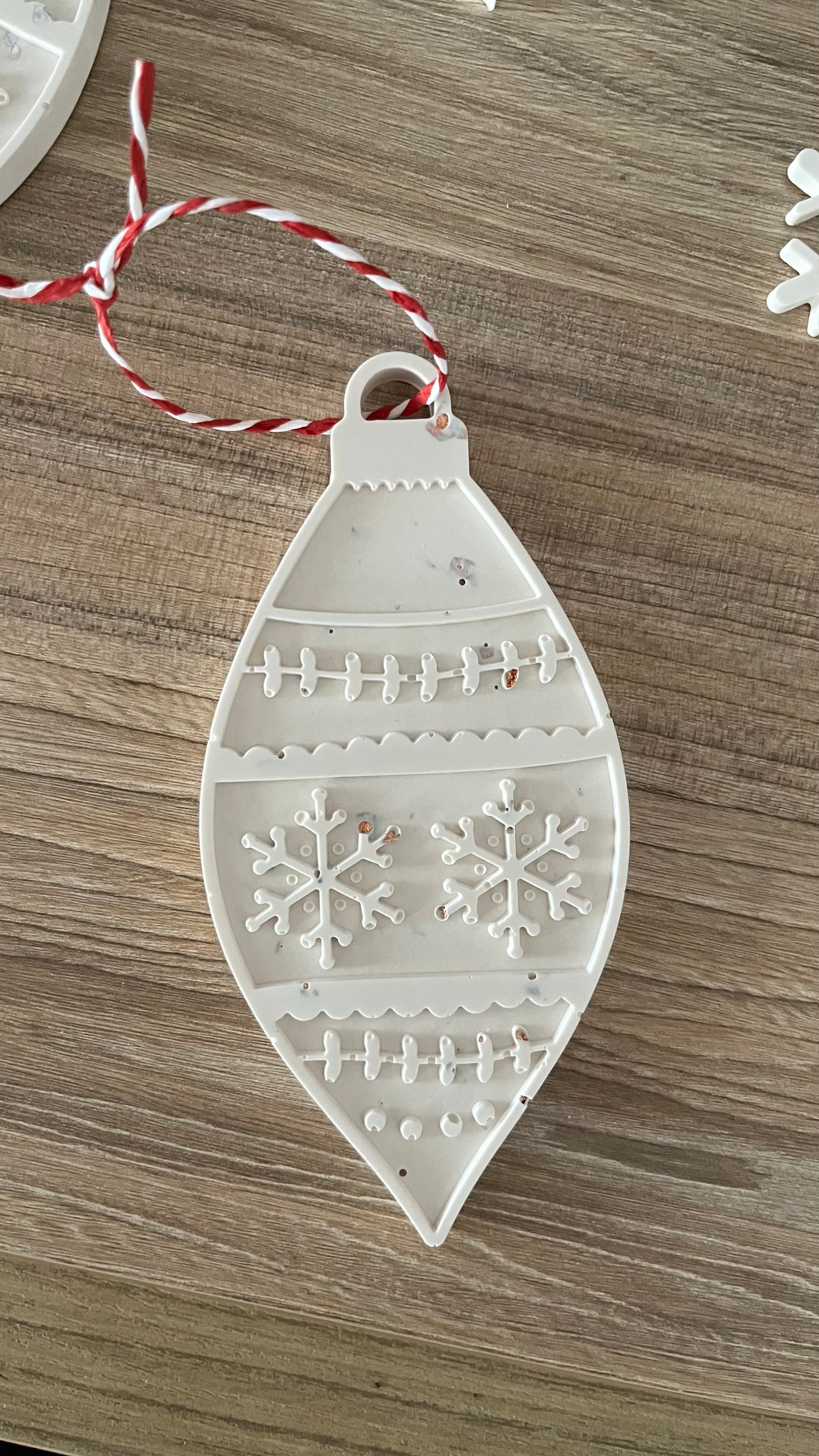 Boule de Noël ovale