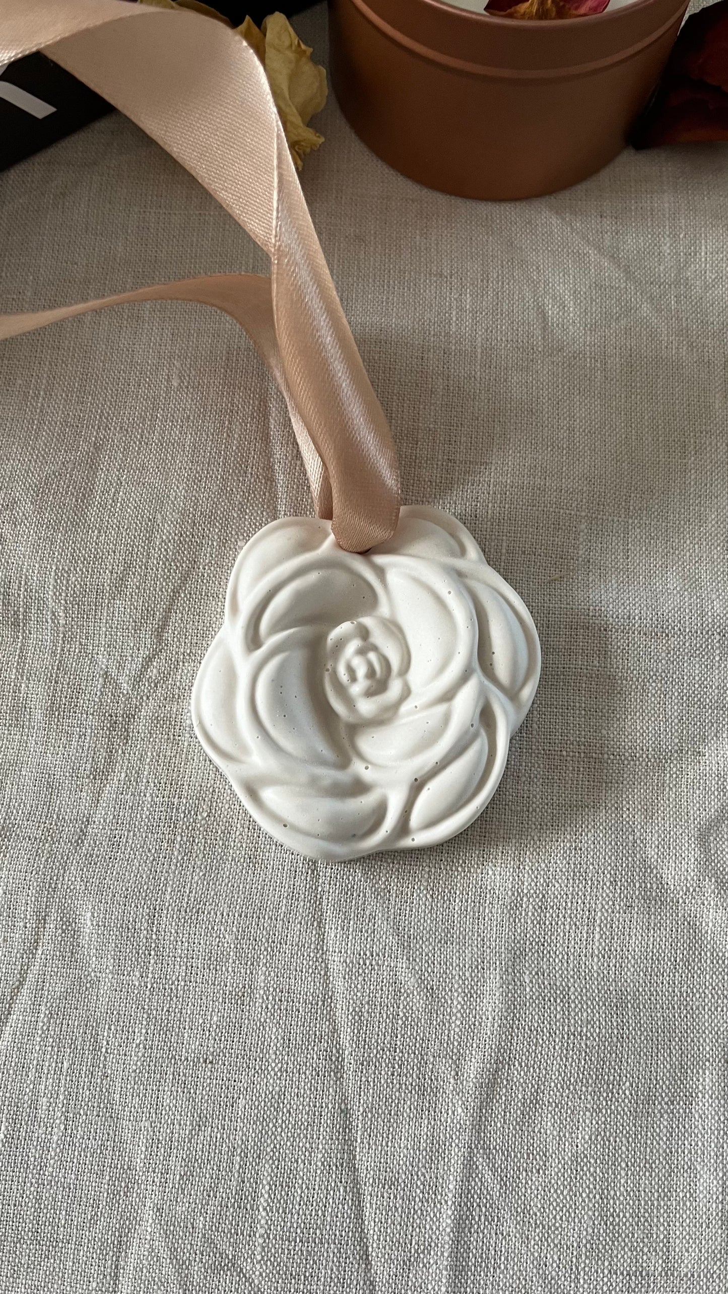 Diffuseur rose suspendu